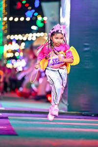 BIB: 6153
                            <button type="button" onclick="openModal(24688446)" class="btn btn-primary btn-sm float-right btn-popup" data-toggle="modal" data-target=".modal-high-quality">
                        <i class="fas fa-shopping-cart"></i> Add to Cart
                    </button>
                                            <button type="button" onclick="isThisMe(24688446, true)" class="btn btn-success btn-sm float-right btn-popup btn-isme hidden" data-toggle="tooltip" data-placement="bottom" title="นี่คือรูปของคุณใช่ไหม คลิกที่นี่เพื่อเอาเข้าอัลบั้ม">
                        <i class="fas fa-plus"></i> Add to album
                    </button>
                    <button type="button" onclick="isThisMe(24688446, false)" class="btn btn-warning btn-sm float-right btn-popup btn-isnotme hidden">
                        <i class="fas fa-ban"></i> Remove from album
                    </button>